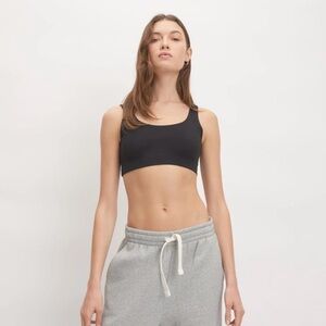 Everlane The Perform Bra